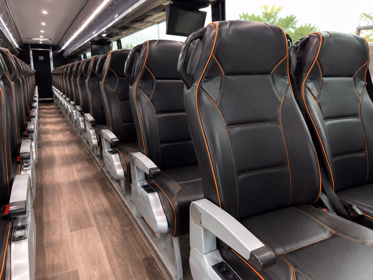 wedding guest shuttles between apple valley venues and victorville hotels